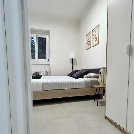 The Charming - Few Steps From The Lake! Apartment