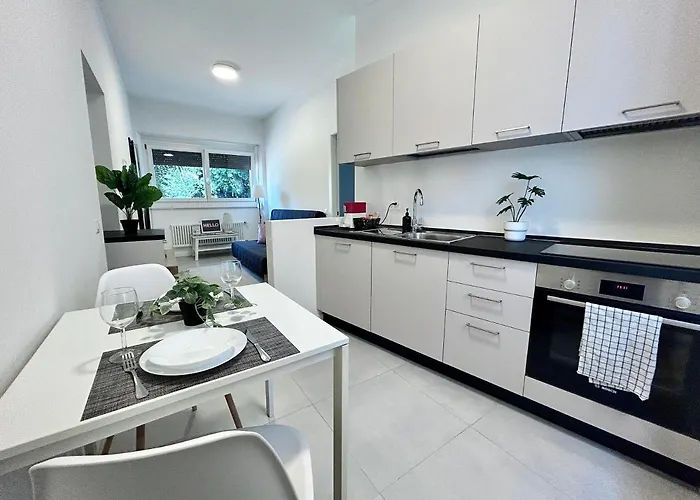 The Charming - Few Steps From The Lake! * Lugano