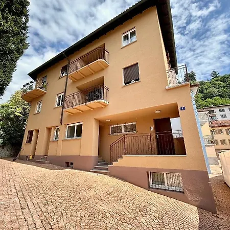 Апартаменты The Charming - Few Steps From The Lake!